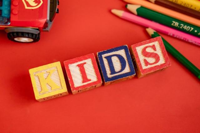 Jeux éducatifs pour enfants : l'alphabet, les chiffres et la logique en ligne